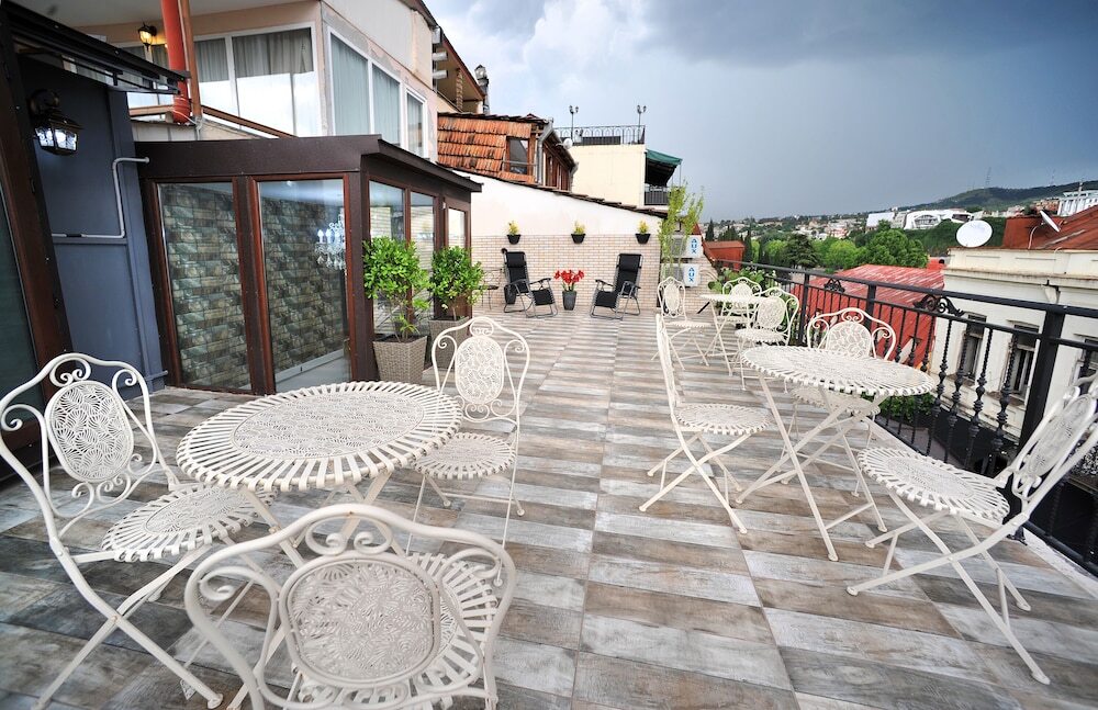 Тбилиси: Baoma Hotel