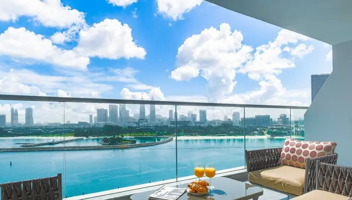 Azure Residence by LUX Holiday Home — фото 4