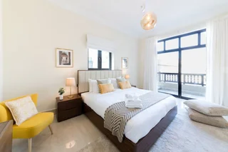 Дубай: Burj Khalifa Community by Maison Privee