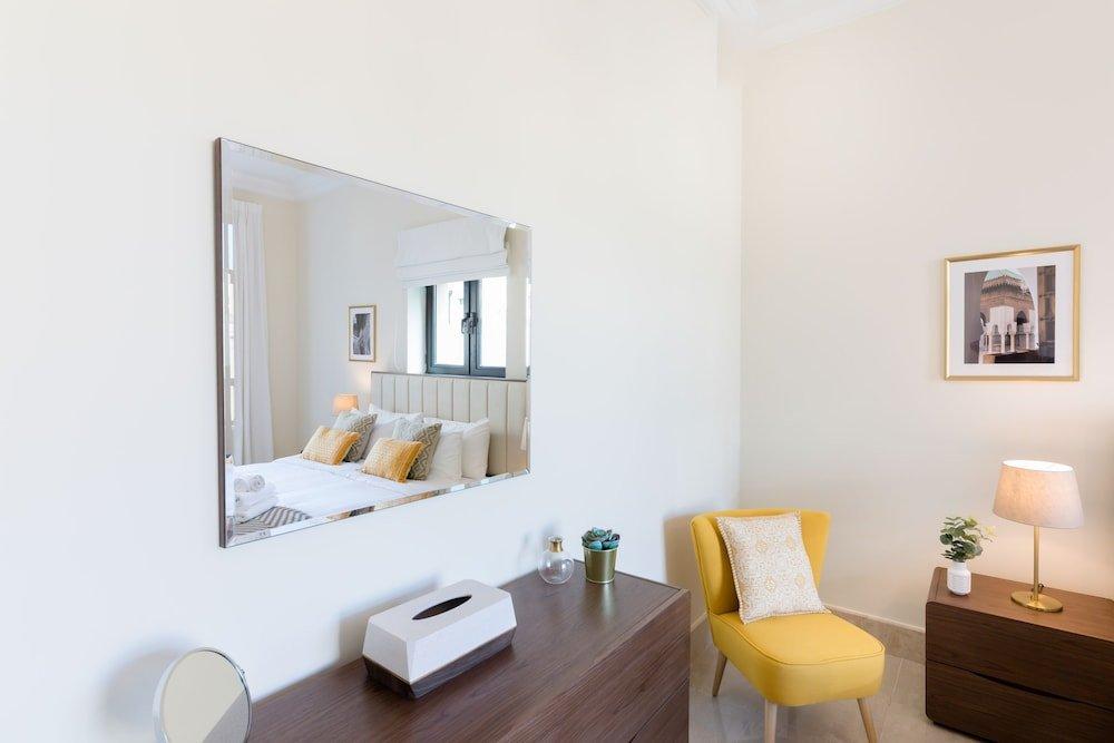 Дубай: Burj Khalifa Community by Maison Privee