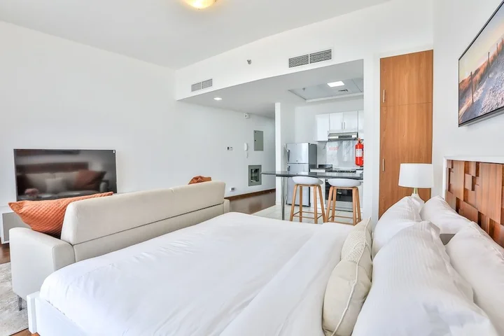 Дубай: Driven Holiday Homes - Binghatti Pearls