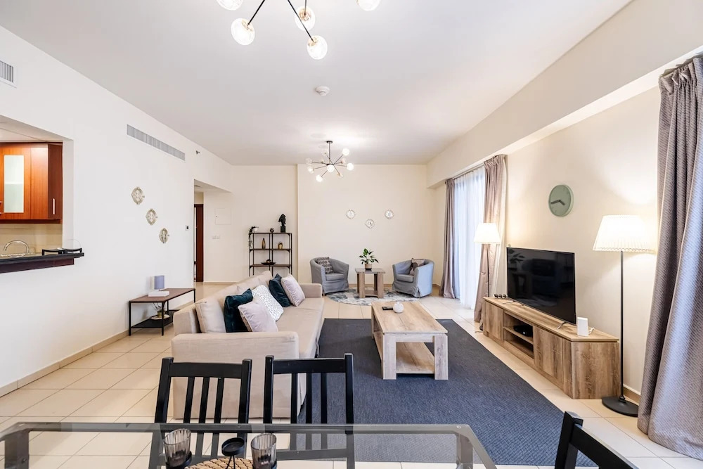Дубай: 3 Minute Walk to Beach 1 Bed Rimal 3 JBR