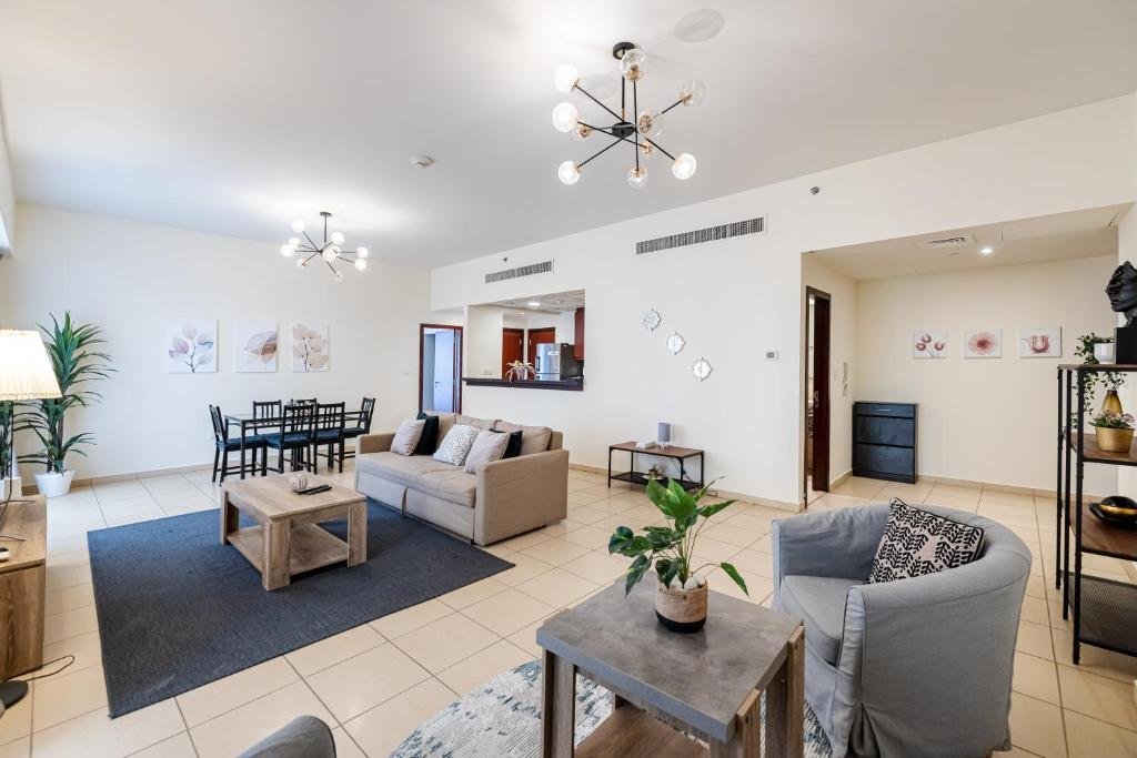 Дубай: 3 Minute Walk to Beach 1 Bed Rimal 3 JBR
