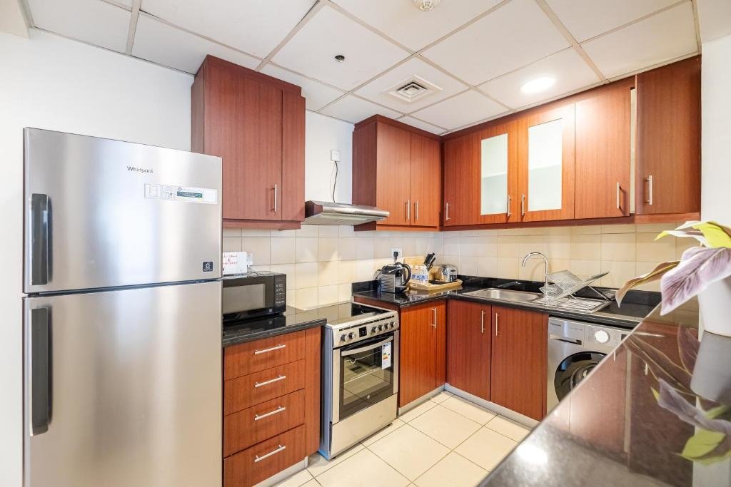 Дубай: 3 Minute Walk to Beach 1 Bed Rimal 3 JBR