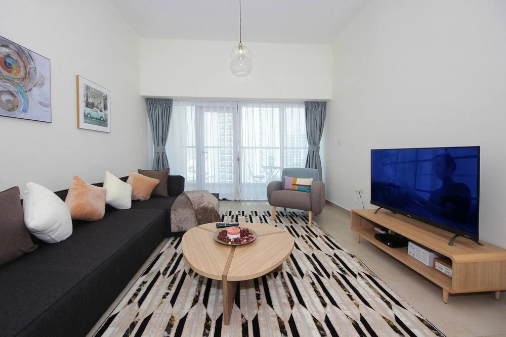 Дубай: Amazing Shaista 1 Bhk Apartment