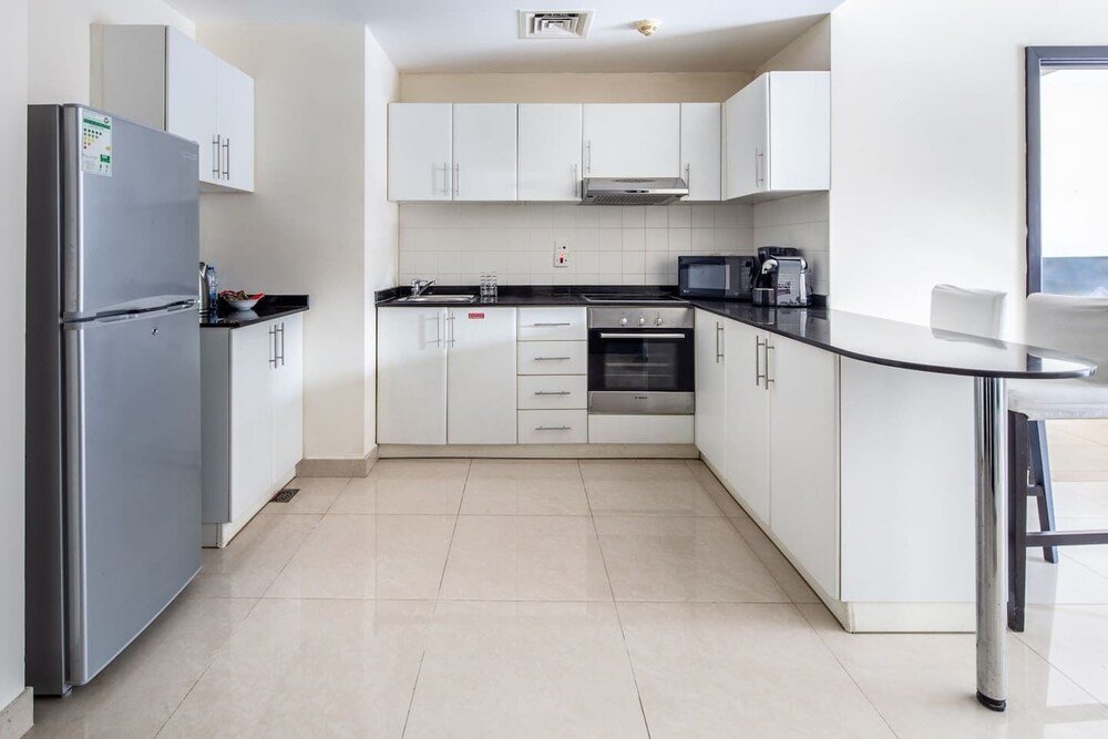 Дубай: Modern Design 1BR In Dubai Marina
