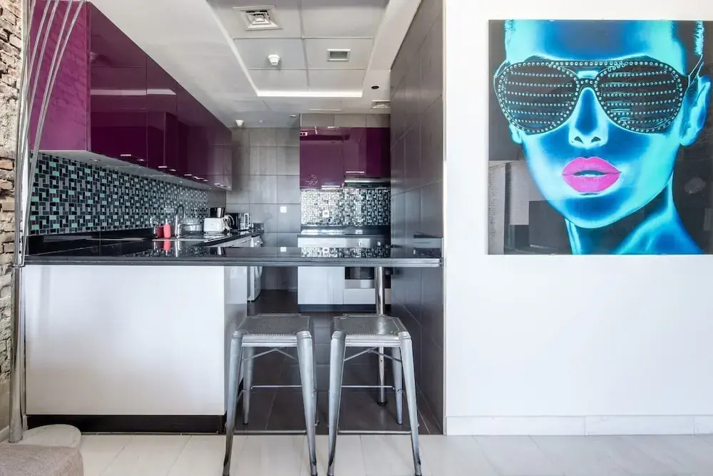 Дубай: Supreme 2BR Apartment - Cosmopolitan Living in Dubai Marina!
