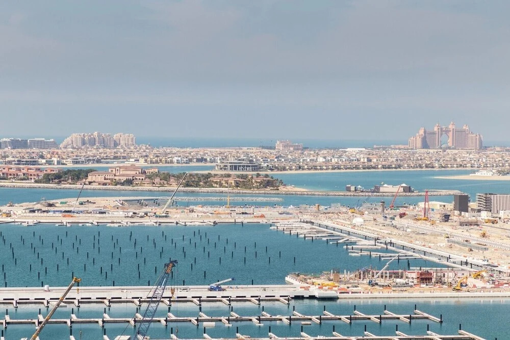 Дубай: Supreme 2BR Apartment - Cosmopolitan Living in Dubai Marina!
