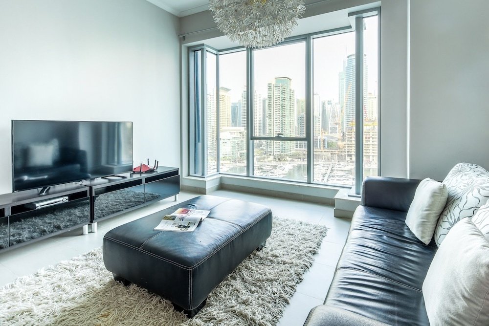 Дубай: Top-notch 2BR With Magical Marina Views!