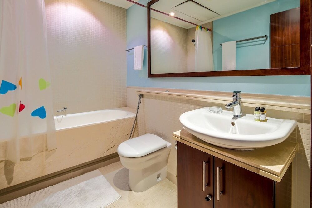 Дубай: Top-notch 2BR With Magical Marina Views!