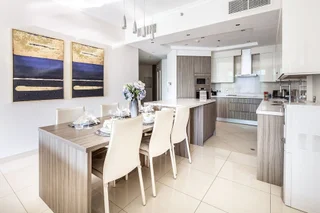 Дубай: Warm & Spacious 2BR in The Famous Dubai Marina