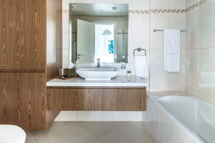 Дубай: Warm & Spacious 2BR in The Famous Dubai Marina