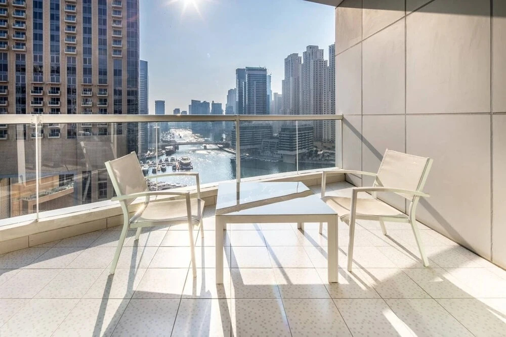 Дубай: Warm & Spacious 2BR in The Famous Dubai Marina