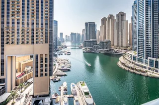 Дубай: Warm & Spacious 2BR in The Famous Dubai Marina