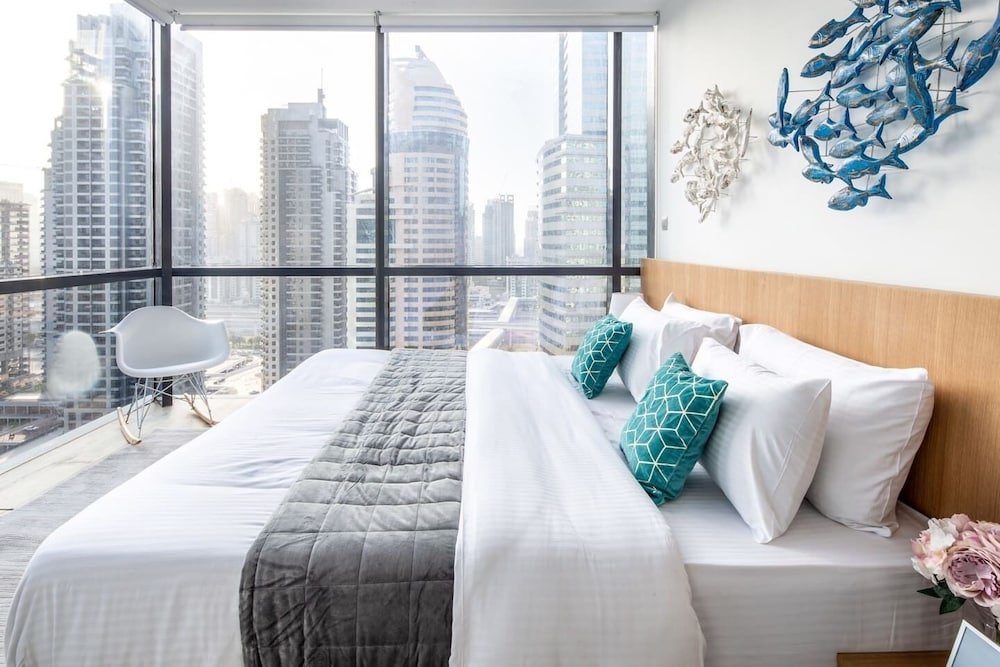 Дубай: Scandinavian Living in This Modern 2BR in Jlt!