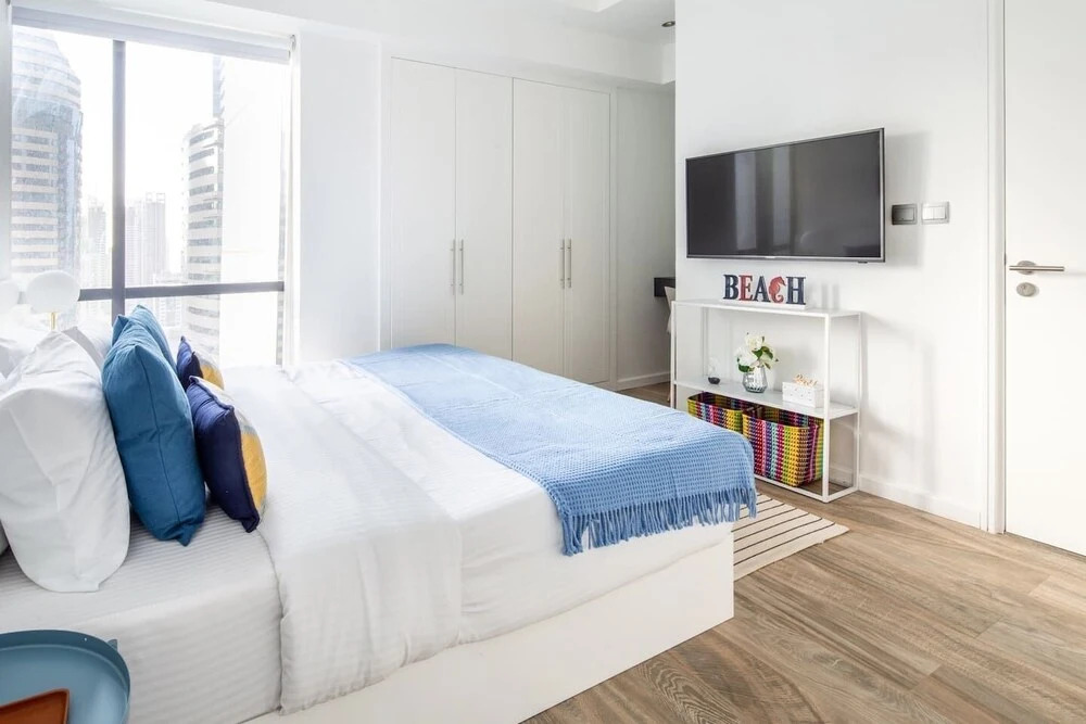Дубай: Scandinavian Living in This Modern 2BR in Jlt!