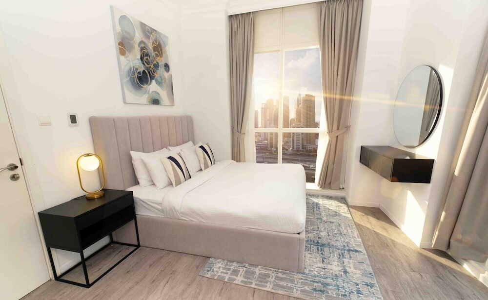Дубай: LUX Holiday Home - MAG 214 Tower 1