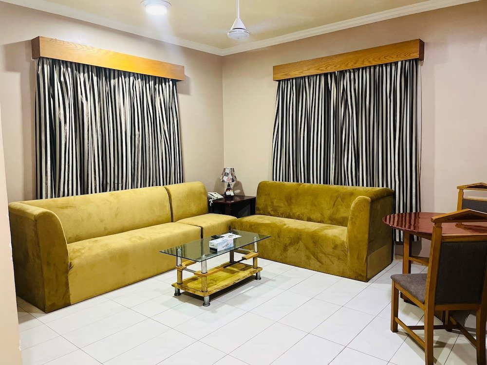 Al Ghadeer Hotel Apartment — фото 4