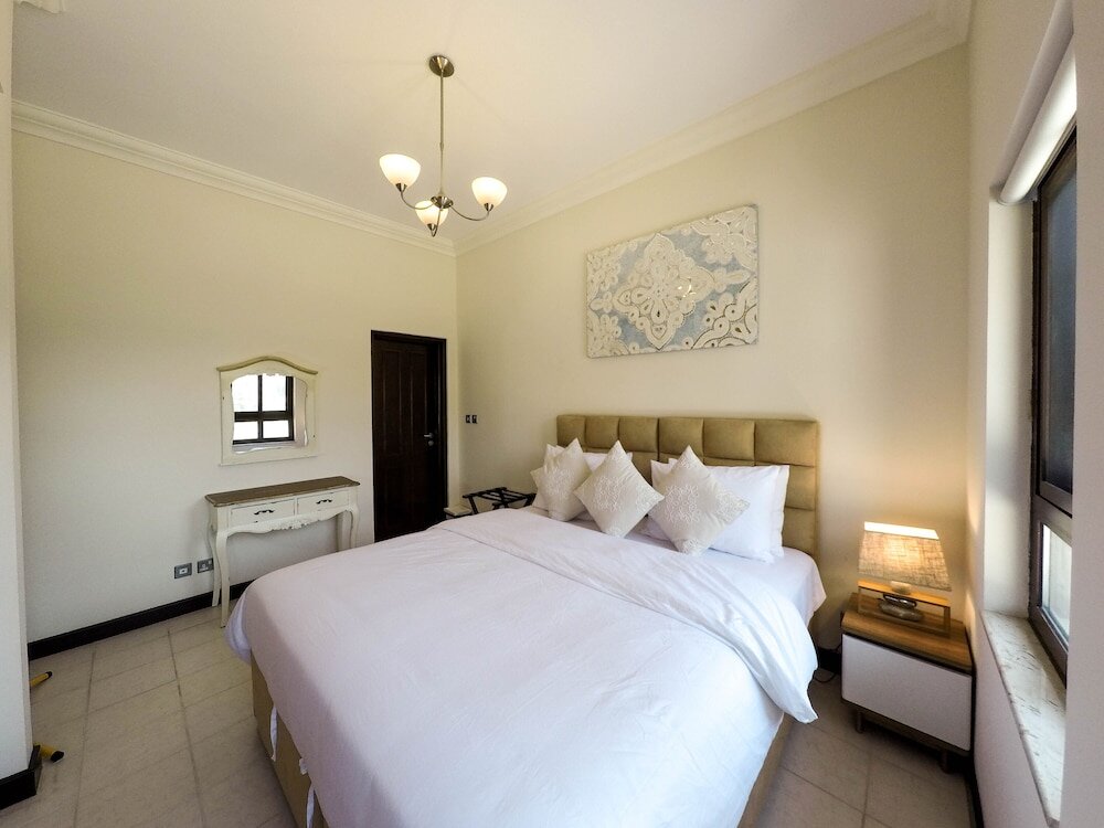 Дубай: Dubai Creek Club Villas