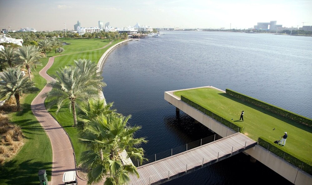 Дубай: Dubai Creek Club Villas