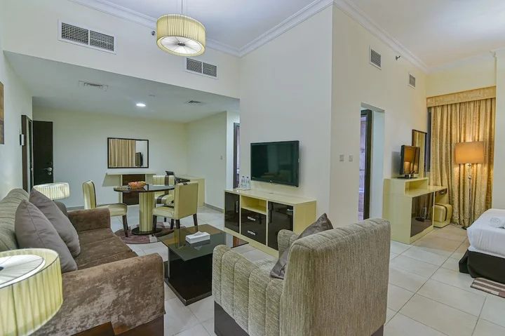 Дубай: Vista Hotel Apartments Deluxe