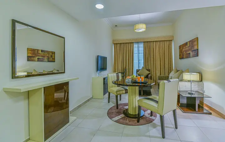 Дубай: Vista Hotel Apartments Deluxe