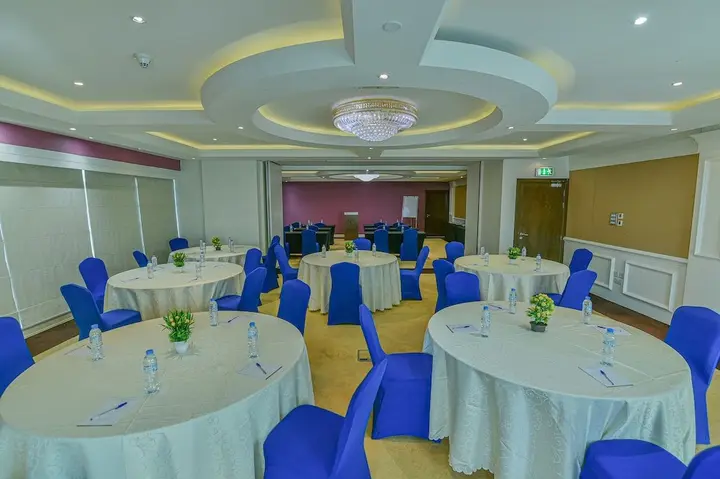 Дубай: Vista Hotel Apartments Deluxe