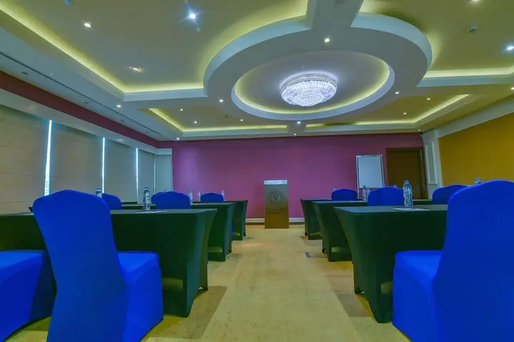 Дубай: Vista Hotel Apartments Deluxe