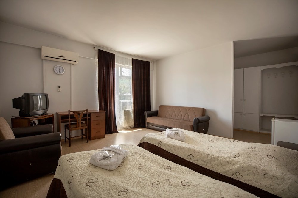 Гори: Hotel Victoria
