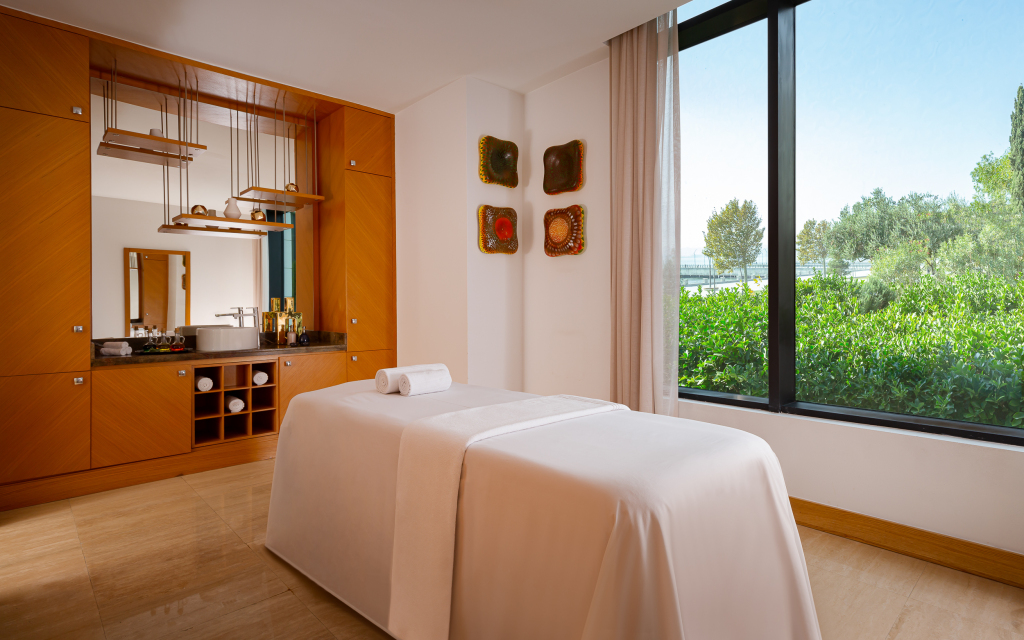 Баку: Отель Baku Marriott Hotel Boulevard