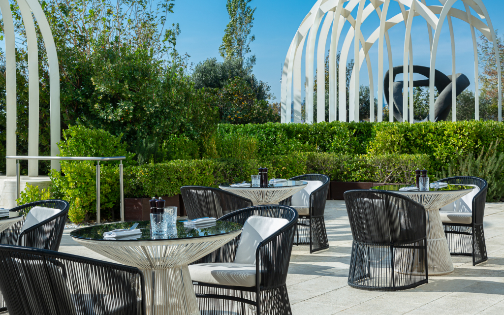 Баку: Отель Baku Marriott Hotel Boulevard