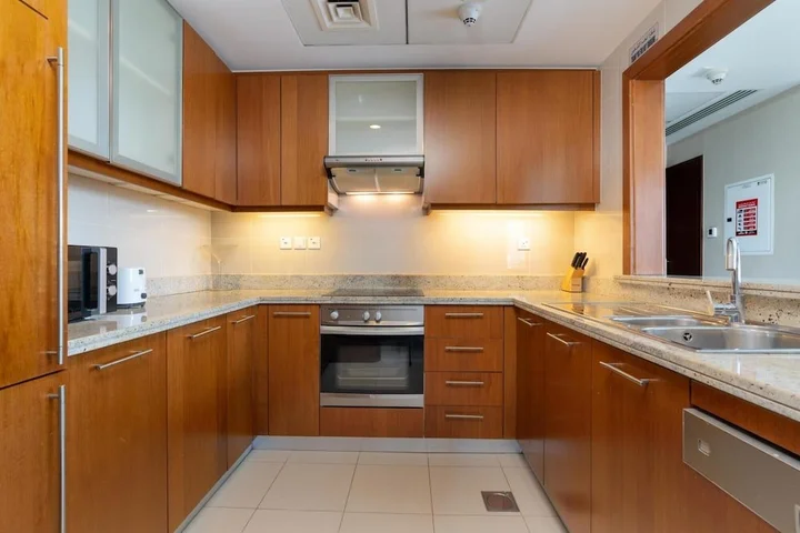 Дубай: 1BR Apt Top Floor Burj Sea Views Downtown