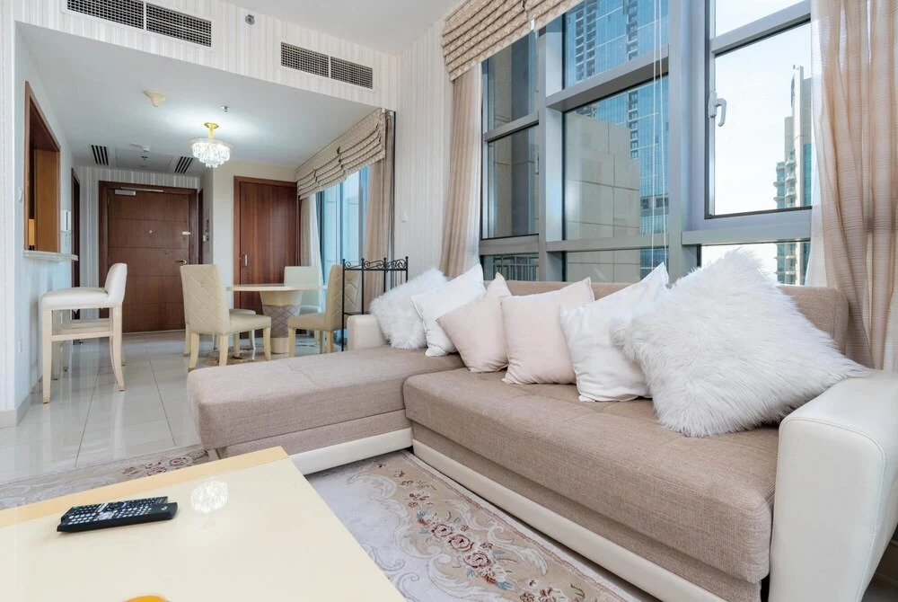 Дубай: 1BR Apt Top Floor Burj Sea Views Downtown
