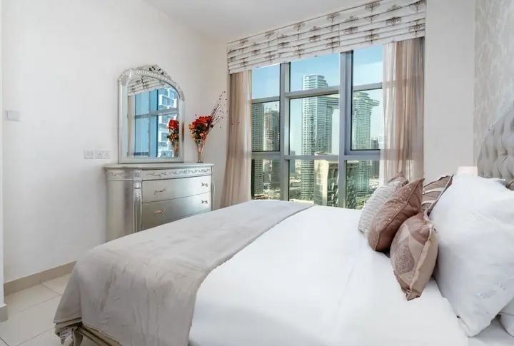 Дубай: 1BR Apt Top Floor Burj Sea Views Downtown