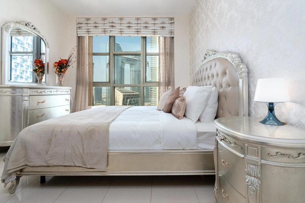 Дубай: 1BR Apt Top Floor Burj Sea Views Downtown
