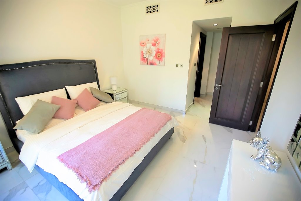 Дубай: Amazing 2 bedroom with terrace  Downtown Dubai