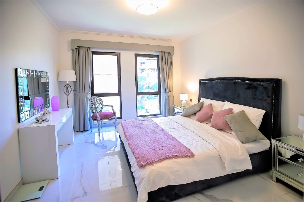 Дубай: Amazing 2 bedroom with terrace  Downtown Dubai