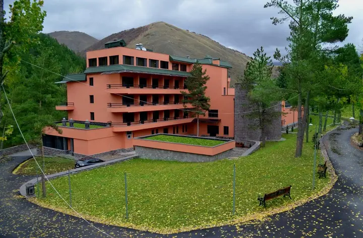 Анкаван: Отель Nairi SPA Resorts