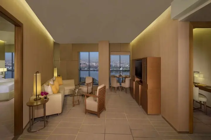 Дубай: Hyatt Regency Dubai Creek Heights Residences