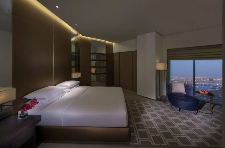 Дубай: Hyatt Regency Dubai Creek Heights Residences