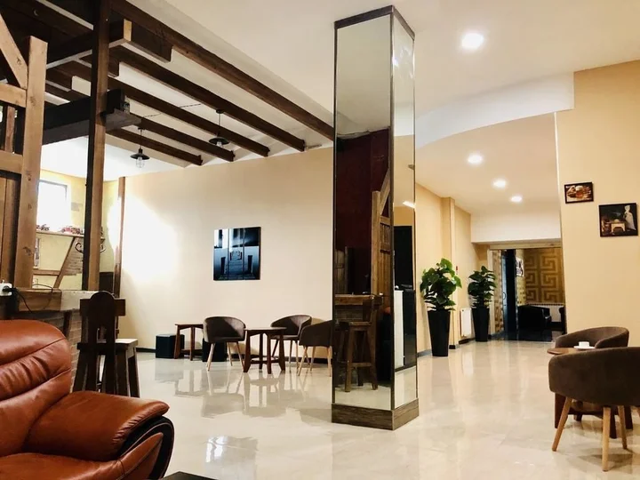 Тбилиси: Lords Hotel