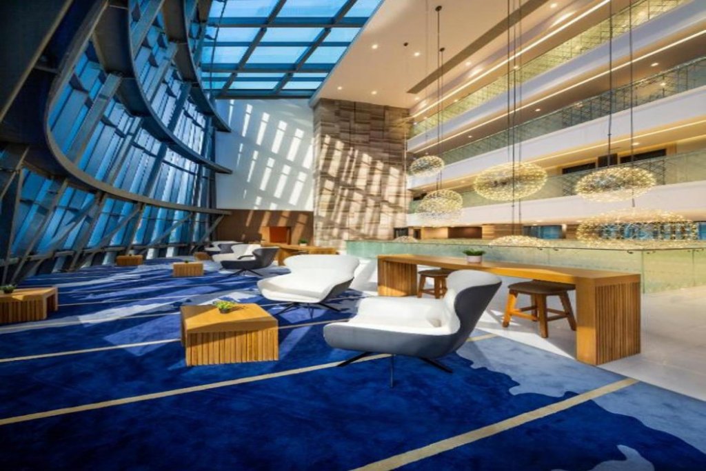 Дубай: Millennium Place Mirdif Apartments