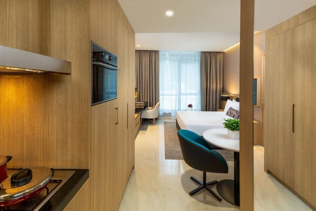 Дубай: Millennium Place Mirdif Apartments