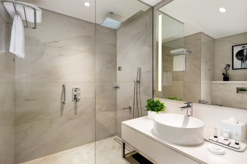 Дубай: Millennium Place Mirdif Apartments