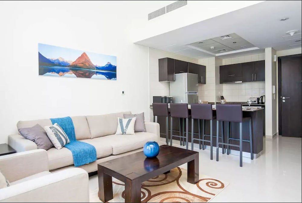 Дубай: Driven Holiday Homes - Bay Central