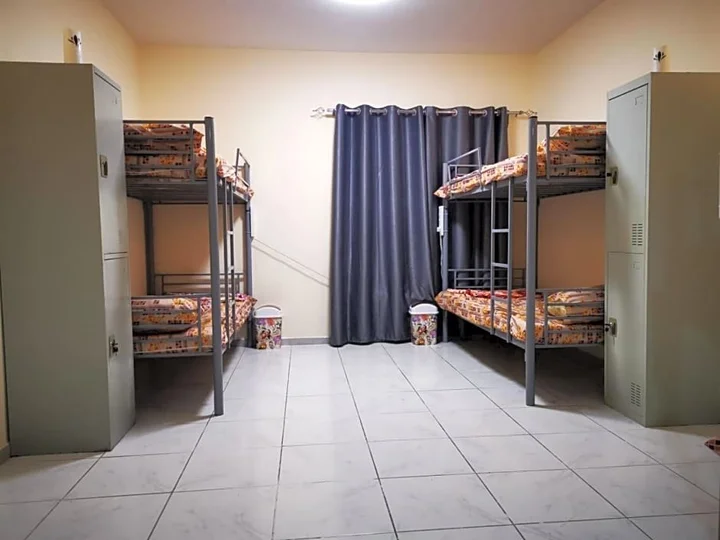 Дубай: Royal Afh Hostel