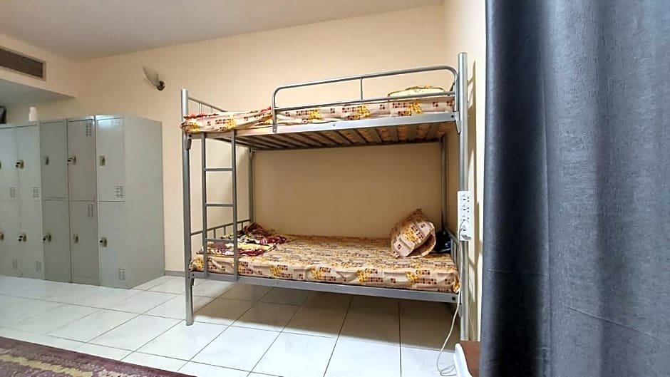 Дубай: Royal Afh Hostel