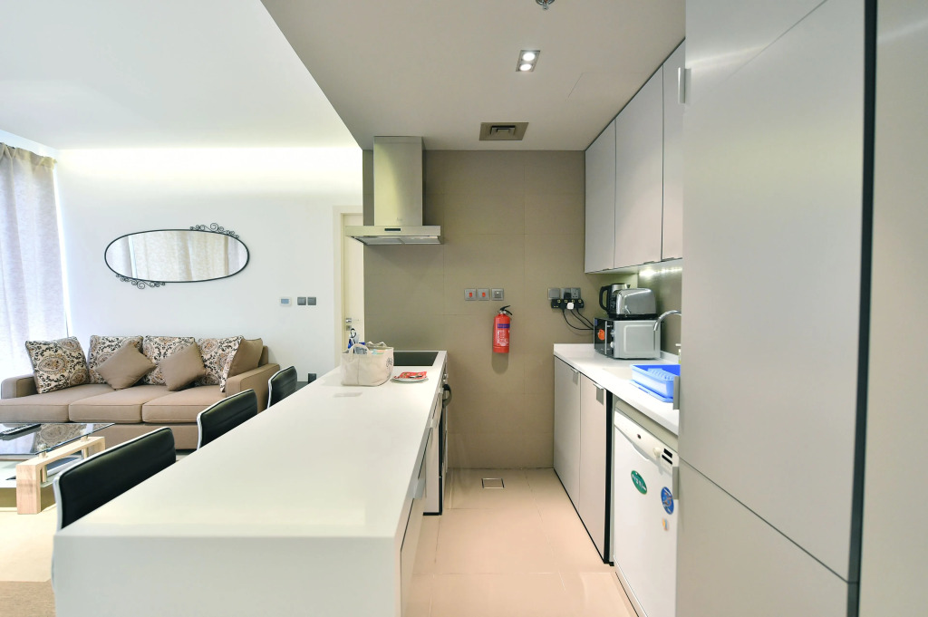 Дубай: Brand New 1BR Apartment West Avenue Marina - CLN