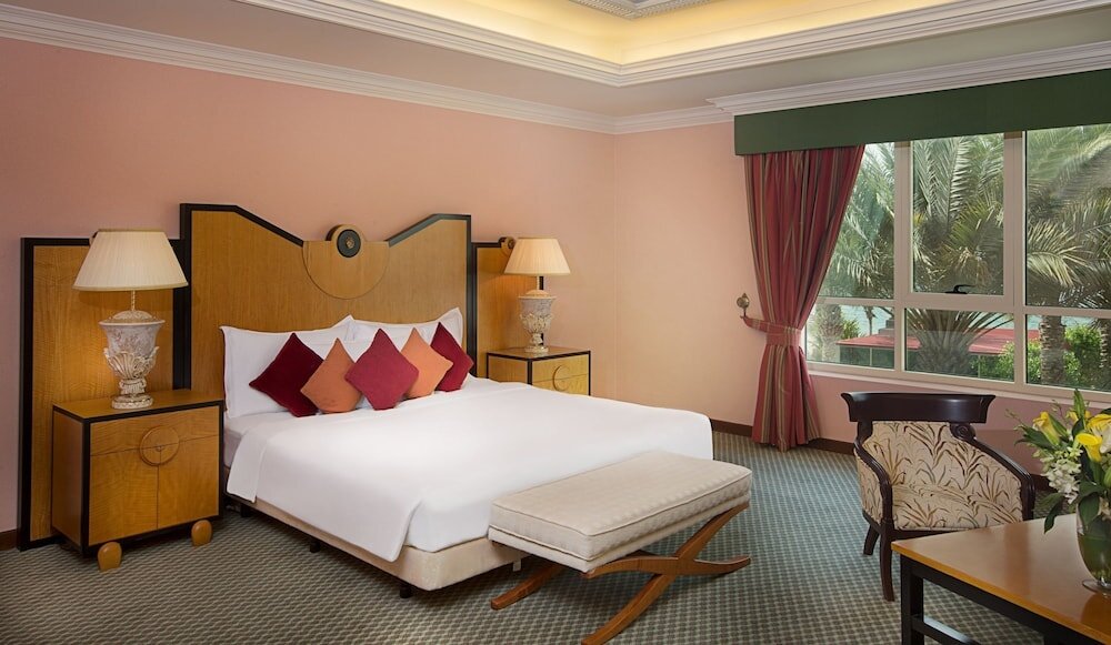Абу-Даби: Al Raha Beach Hotel Villas