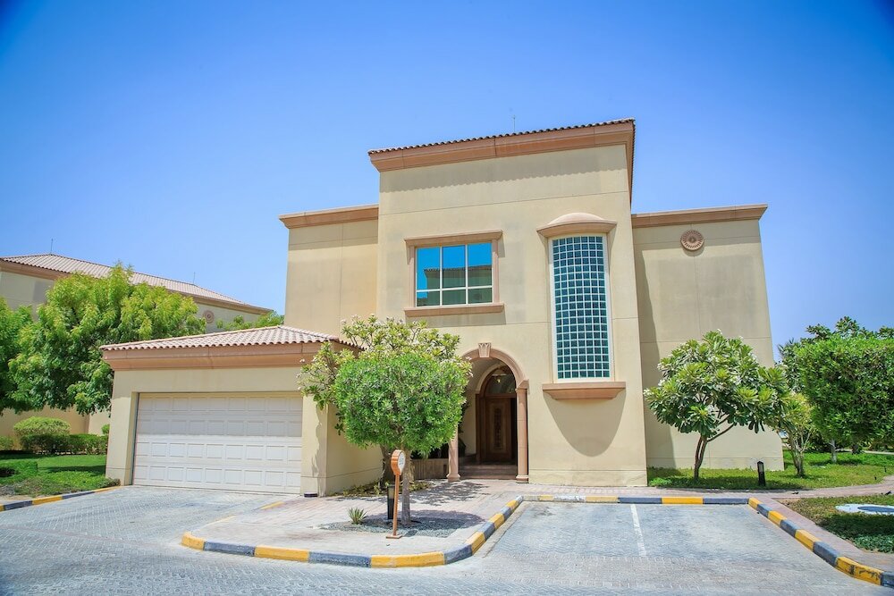 Абу-Даби: Al Raha Beach Hotel Villas